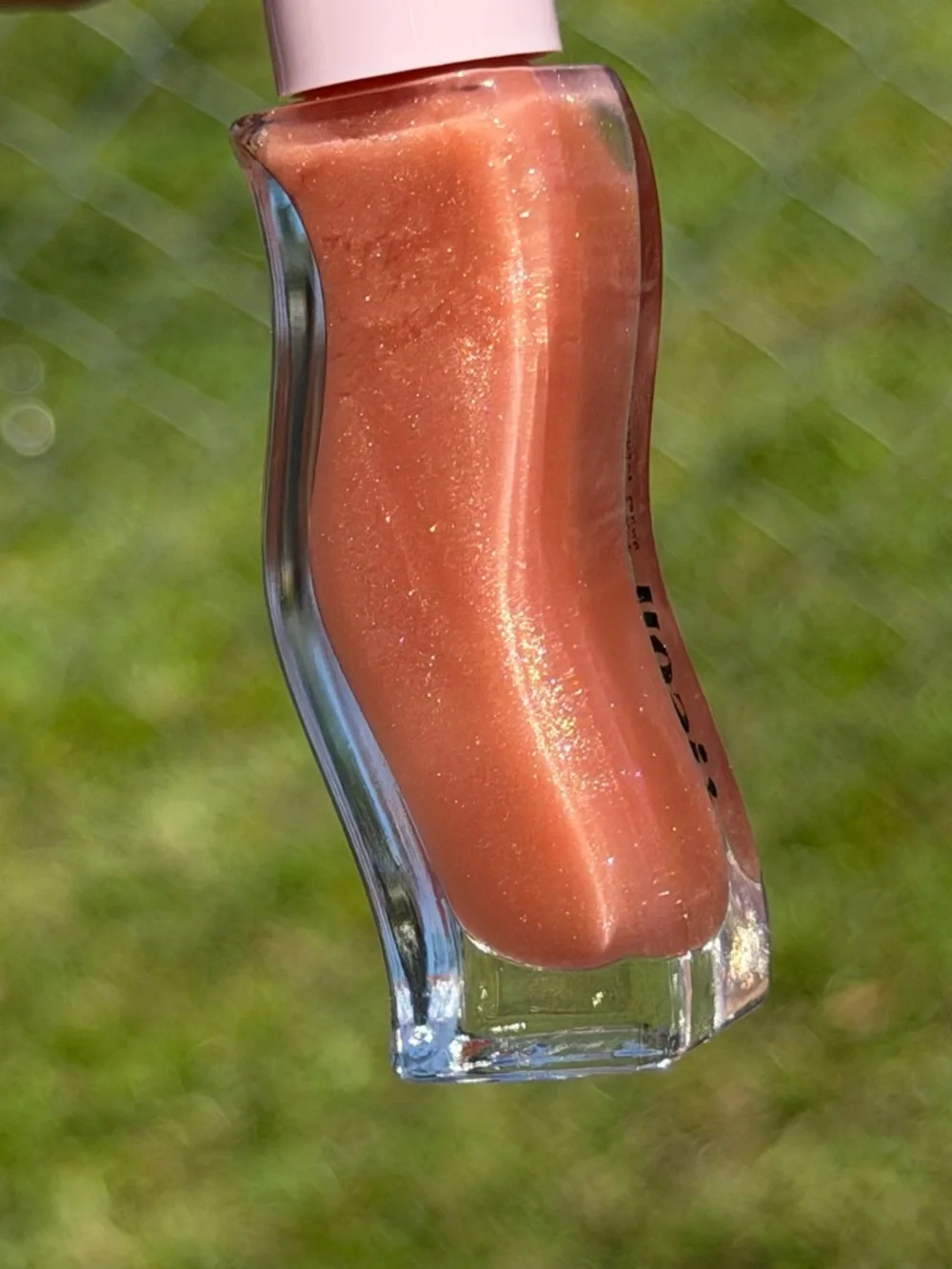 GISOU Infused Lip Oil - Shimmery In Glazed Plum